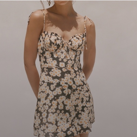 Realisation Par The Devon Mini Dress in Flower Power Size XXS - Picture 1 of 9